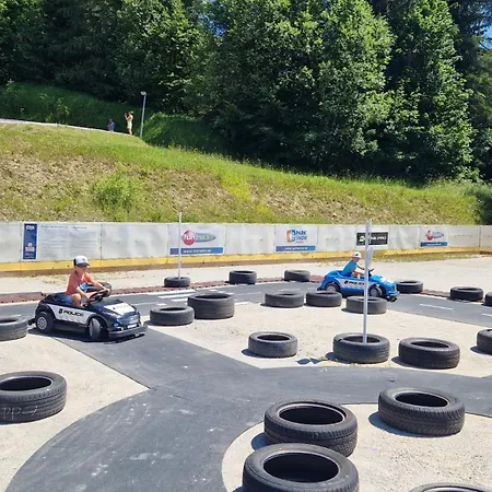 Panorama 35c - So Saunou * Donovaly